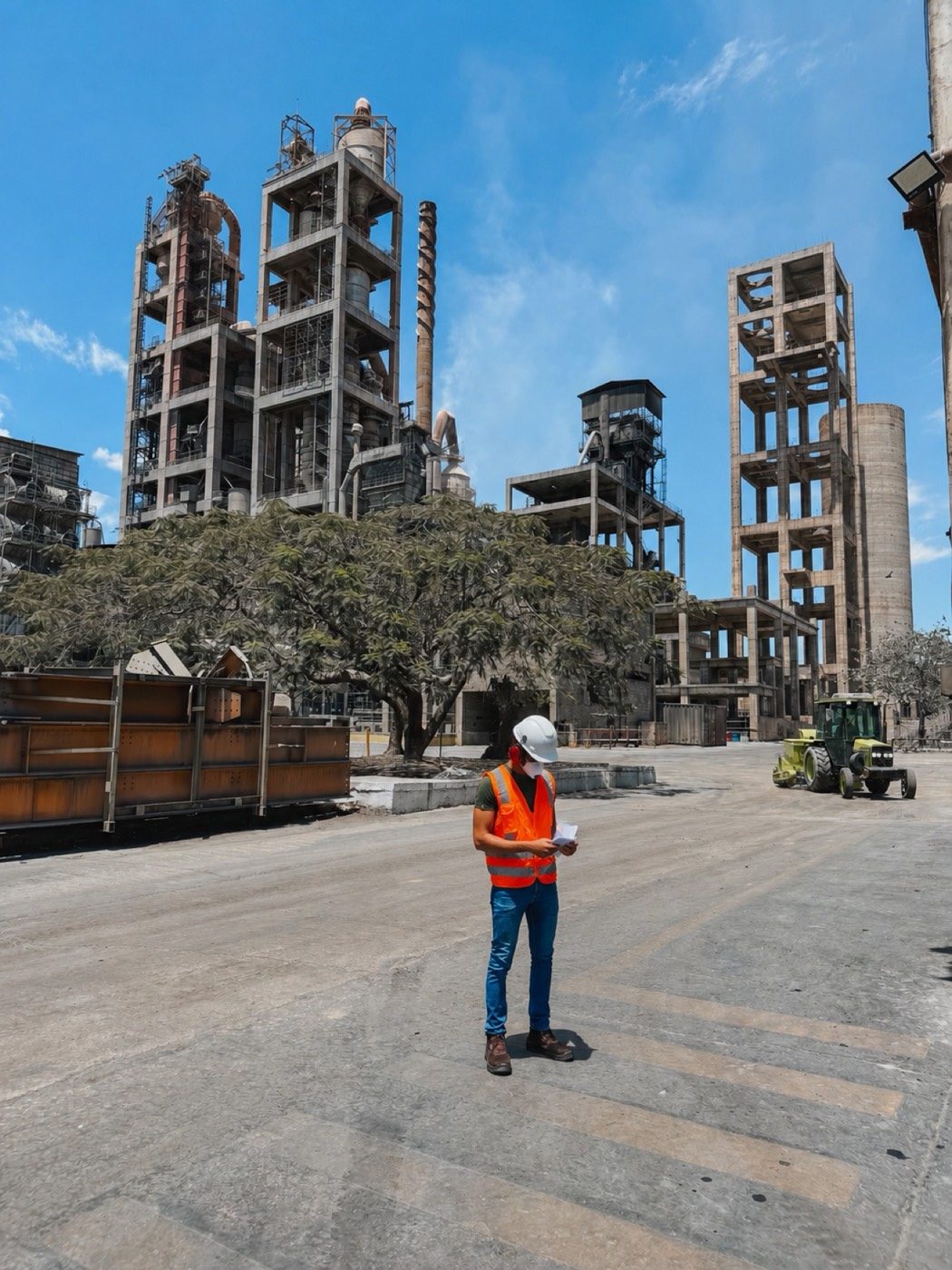 Atividade de campo sobre gestão de resíduos industriais em unidade operacional